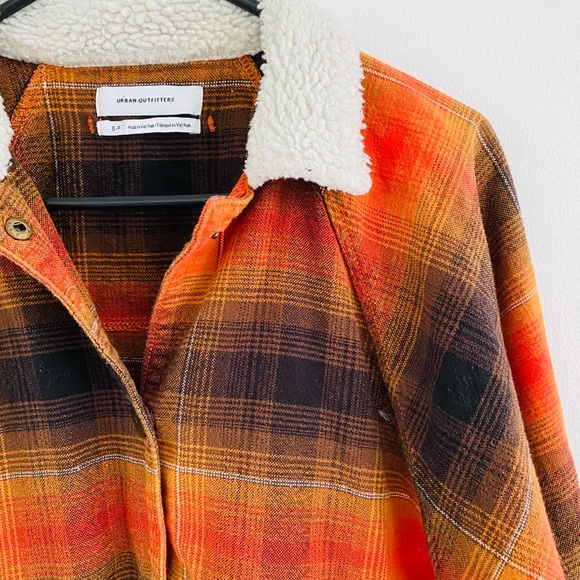 Urban Outfitters Chelsea Flannel Jacket Small - Picture 3 of 4